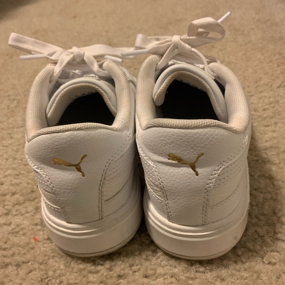 White sneakers - Picture 4 of 4